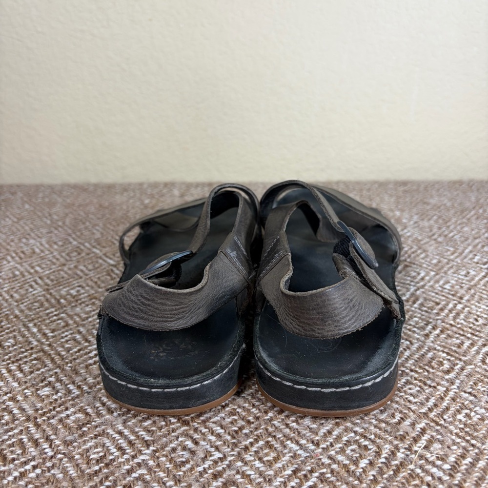 Chaco Wayfarer Tornado Strappy Sandals Gray Leather Womens Sz 8 Casual Outdoor - Picture 4 of 8